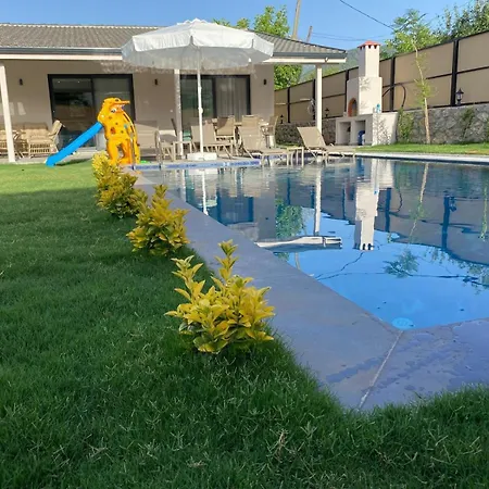 Villa Pestenna *